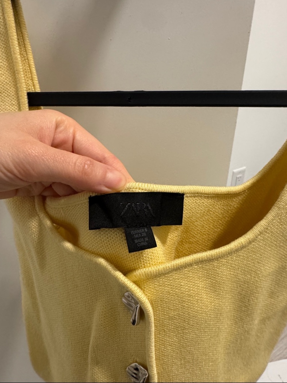 Zara Tank - Picture 2 of 3